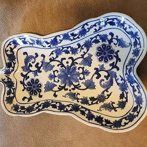 Rare Pumpkin/Gourd Blue and White Floral Porcelain Platter